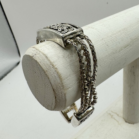 Napier silver plated mixed multiple chain bracelet with foldover clasp signed - Picture 11 of 12